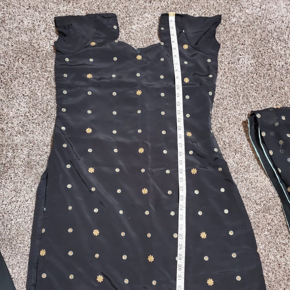 Brand new dress